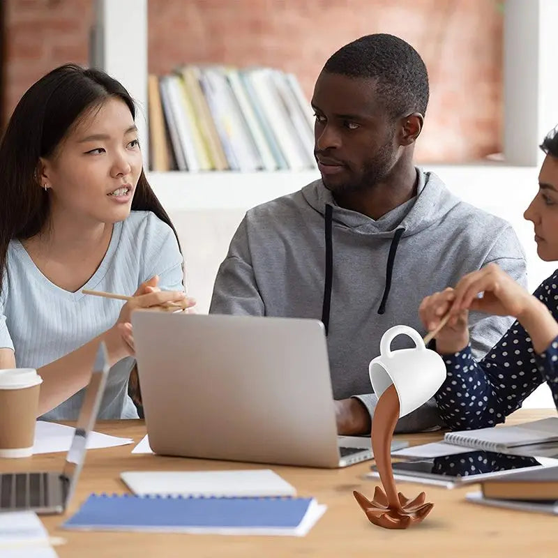 escultura-xicara-flutuante-de-cafe-cafeya-by-laior2